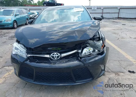 2015 Toyota Camry Se z USA, uszkodzony, nr VIN 4T1BF1FK9FU105820